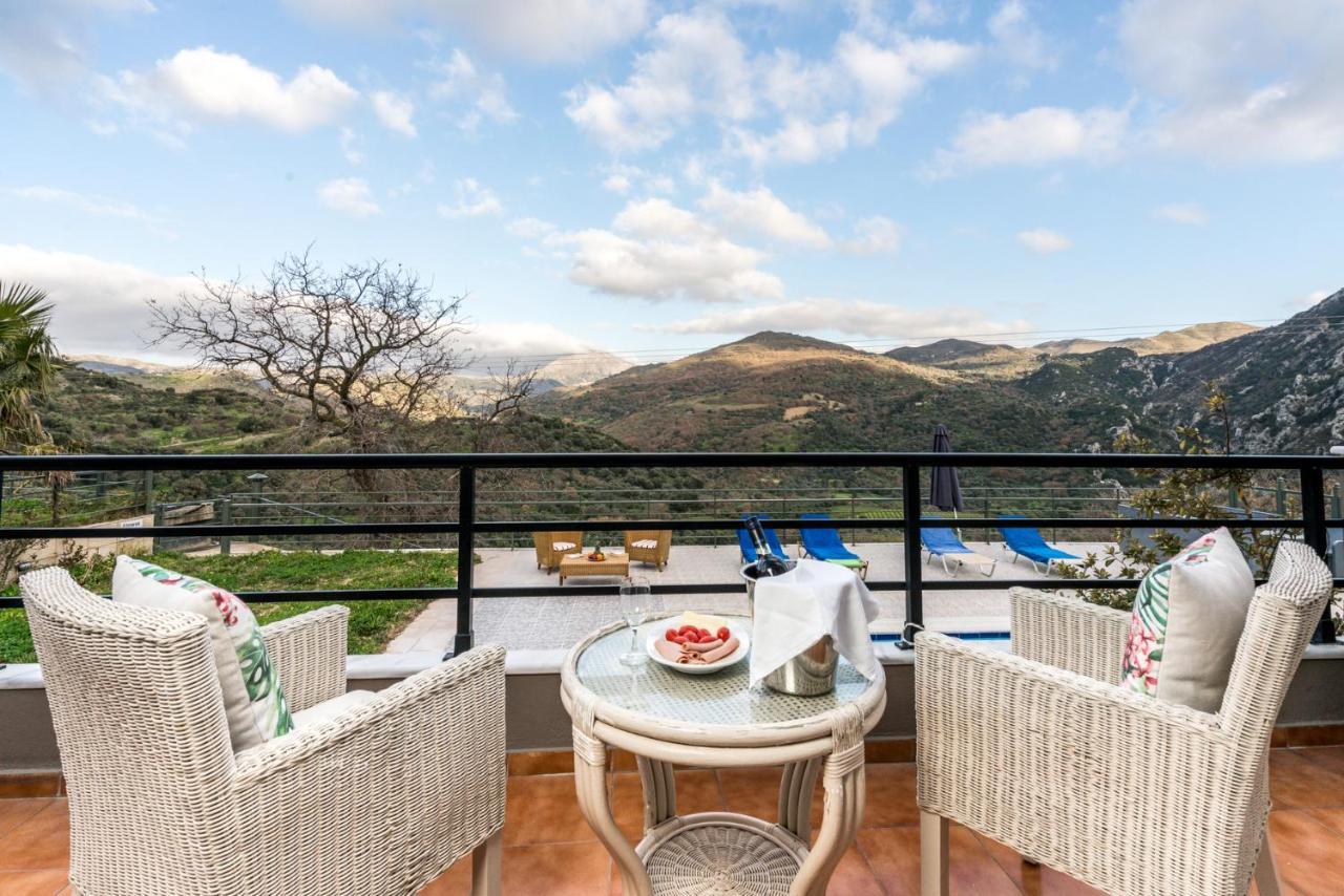 Villa Frati Gorge المظهر الخارجي الصورة