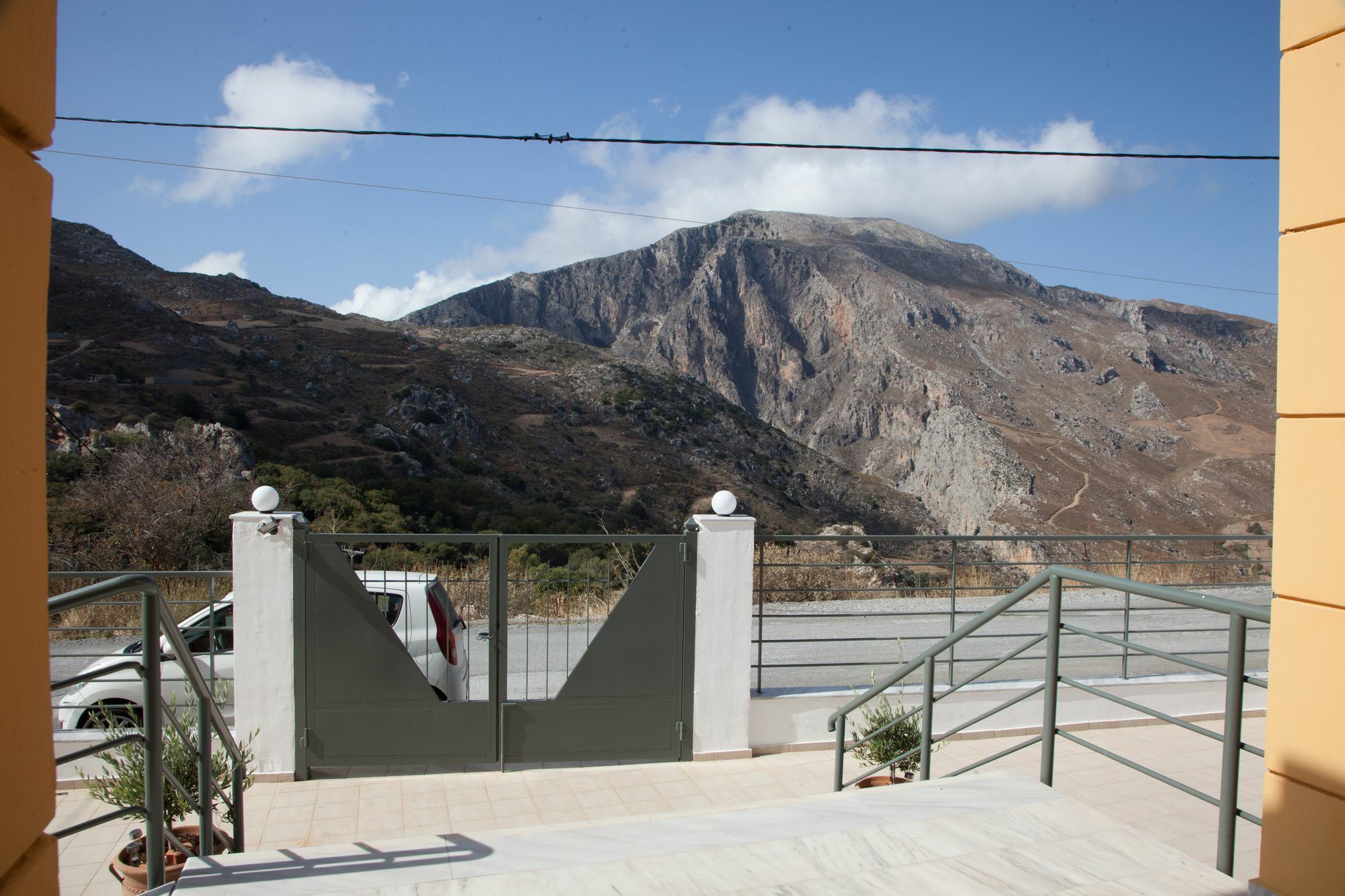 Villa Frati Gorge المظهر الخارجي الصورة