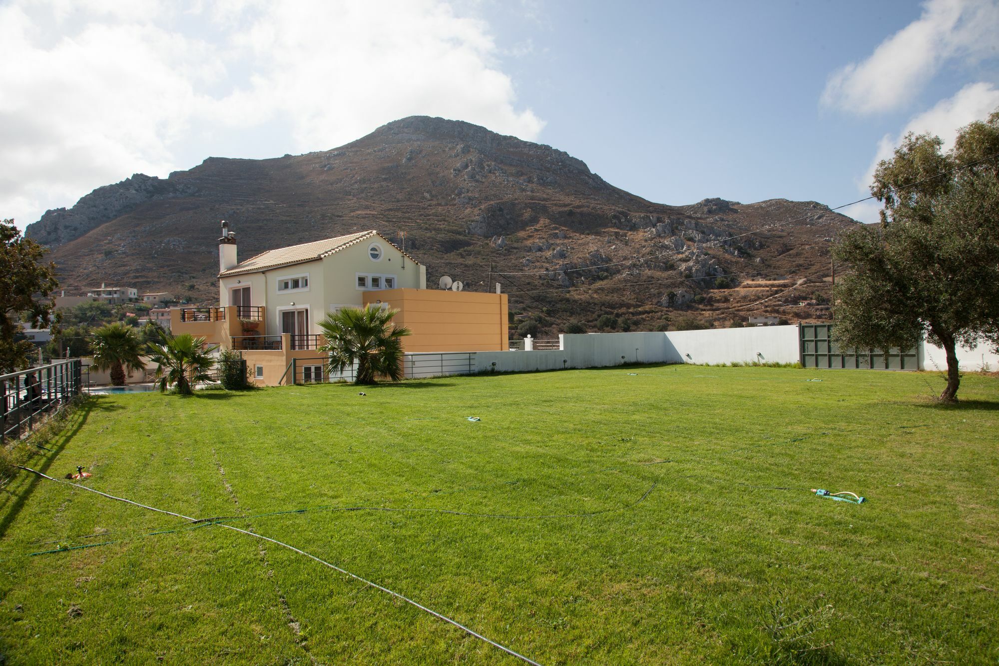 Villa Frati Gorge المظهر الخارجي الصورة